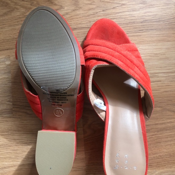 Orange sandals 👡 - Picture 3 of 3